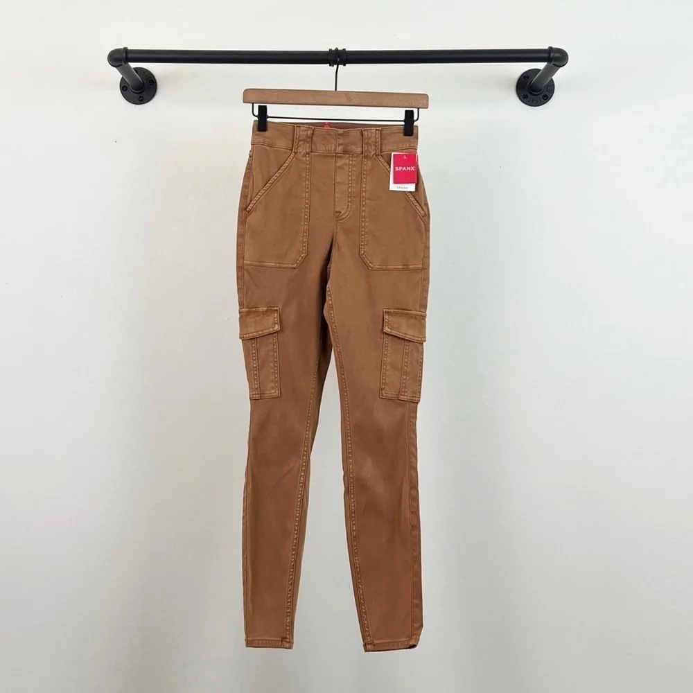 NWT Spanx Stretch Twill High Rise Cargo Skinny Pants in Honey Glow